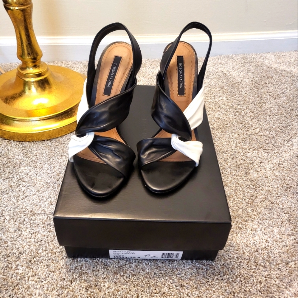 BCBGMaxAzria, Black & White sandals, Size 8 1/2